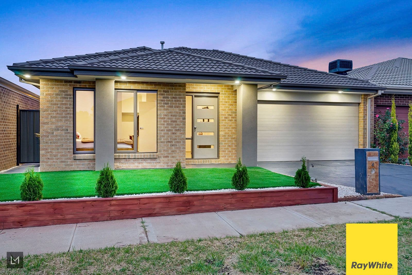 4 Dewpond Drive, Truganina VIC 3029, Truganina - Thumbnail 2