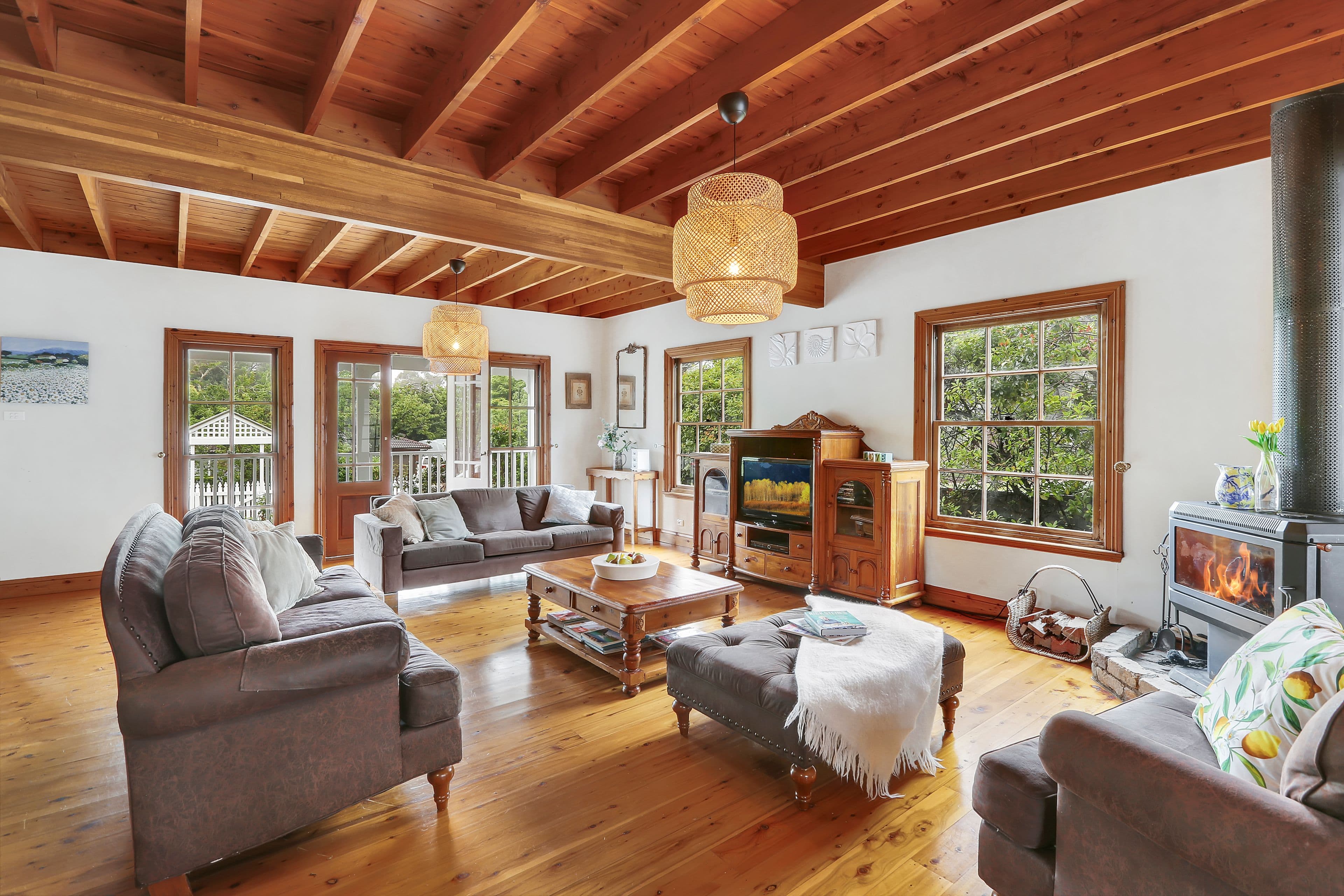 117 Evans Lookout Road, Blackheath - Thumbnail 2