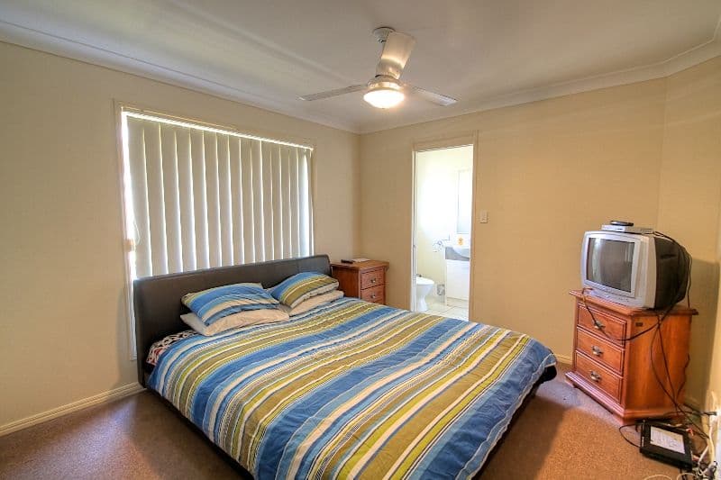 19 SIFFLEET Street, BELLBIRD PARK QLD 4300, Bellbird Park - Thumbnail 6