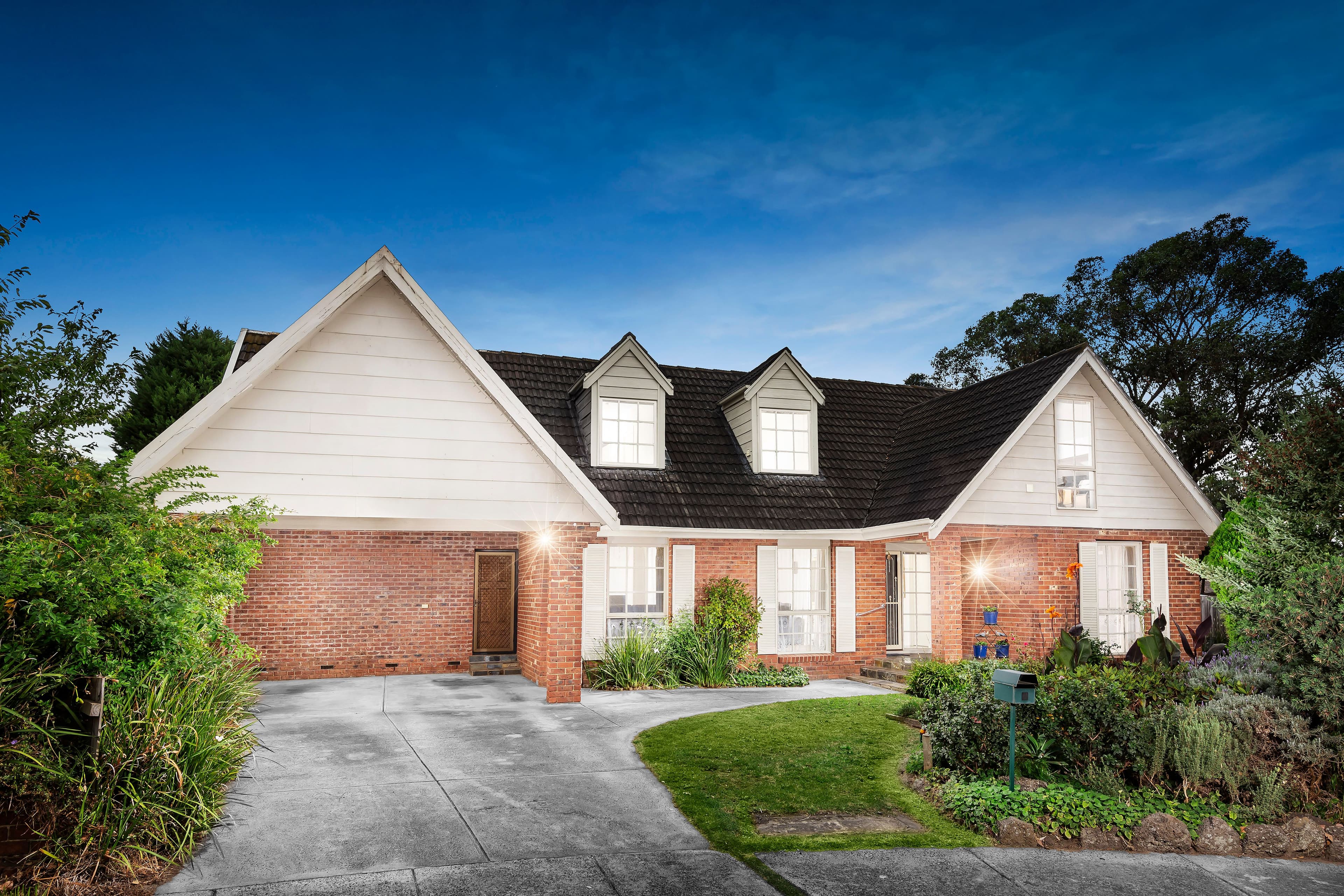 7 McLean Court, Wantirna South VIC 3152, Wantirna South - Image 1