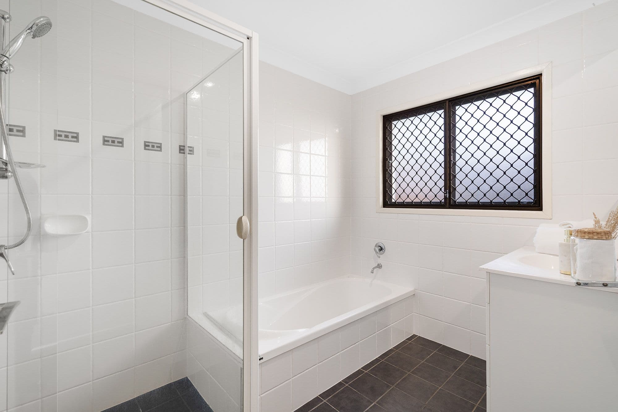 7 Sasha Street, Robertson QLD 4109, Robertson - Thumbnail 8