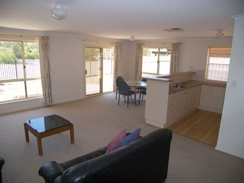 13 Lawrence Avenue, GAWLER SOUTH SA 5118, Gawler South - Thumbnail 3