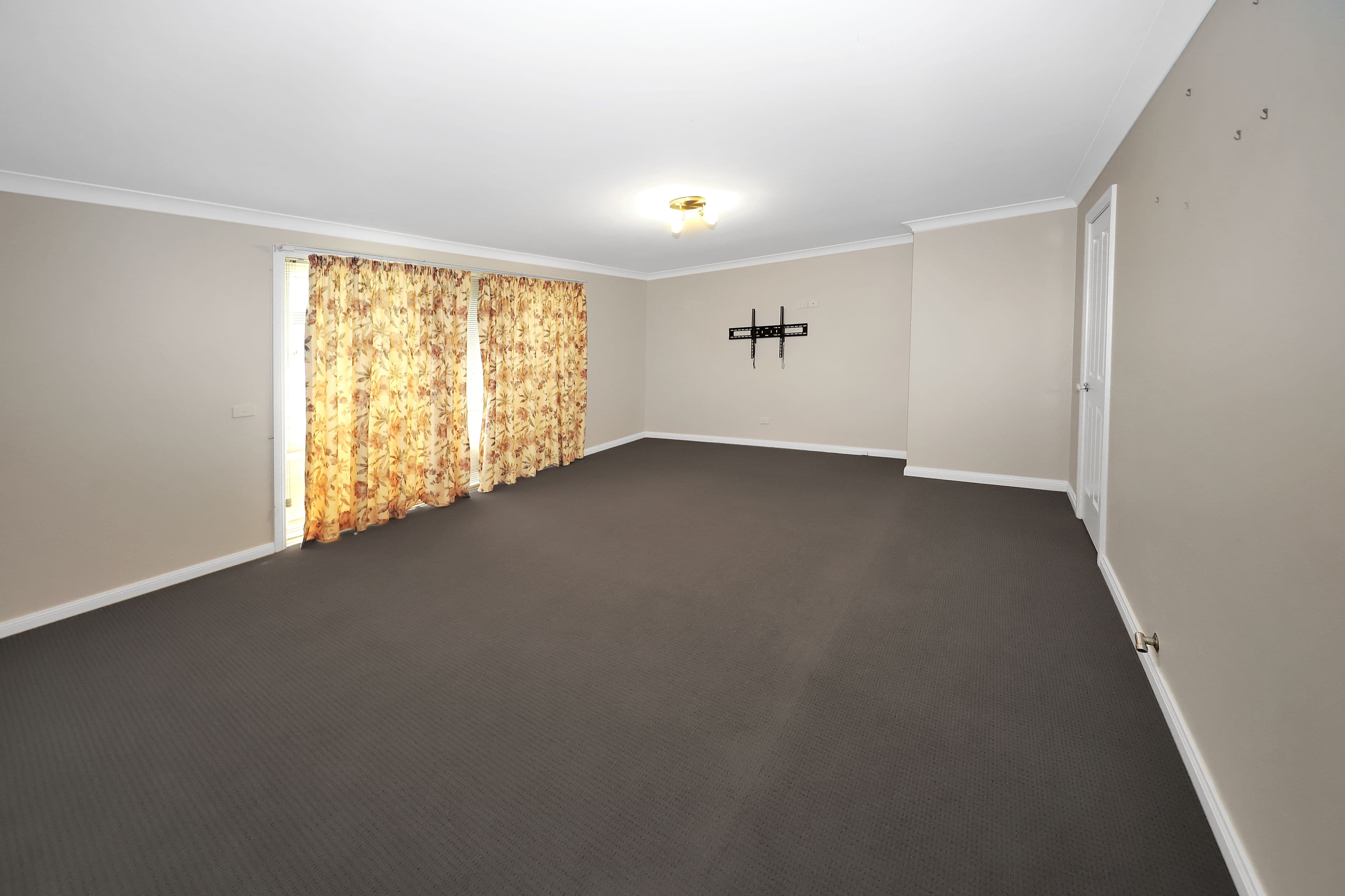23 Hassett Street, Tumut NSW 2720, Tumut - Thumbnail 6