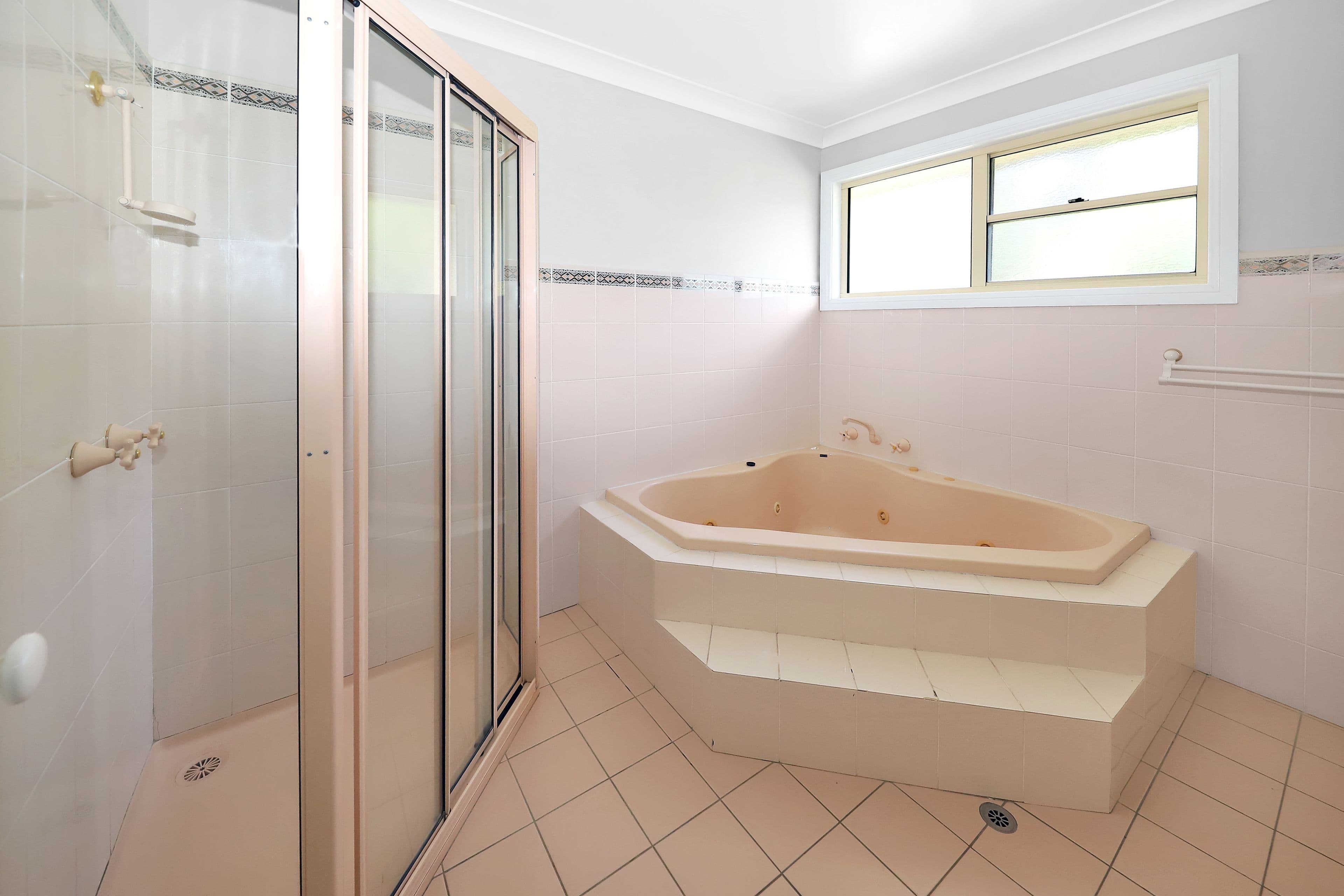 23 Hassett Street, Tumut NSW 2720, Tumut - Thumbnail 8