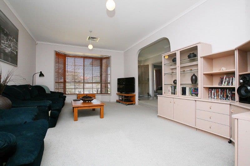 50 Morcambe Crescent, KEILOR DOWNS VIC 3038, Keilor Downs - Thumbnail 5