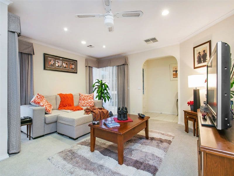 2 Wade Court, Cheltenham VIC 3192, Cheltenham - Thumbnail 3