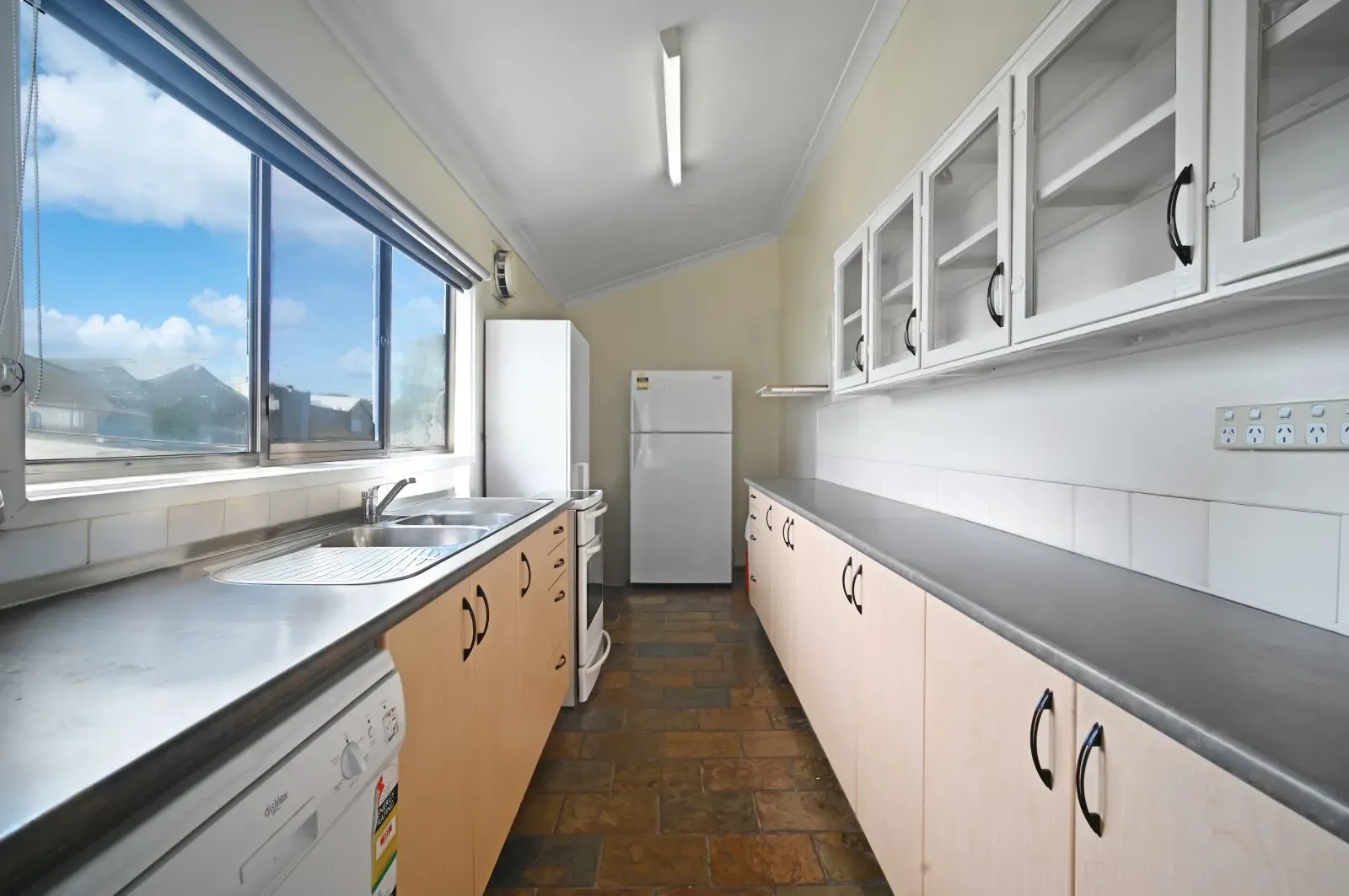 783 Pacific Highway, Belmont South NSW 2280, Belmont South - Thumbnail 2