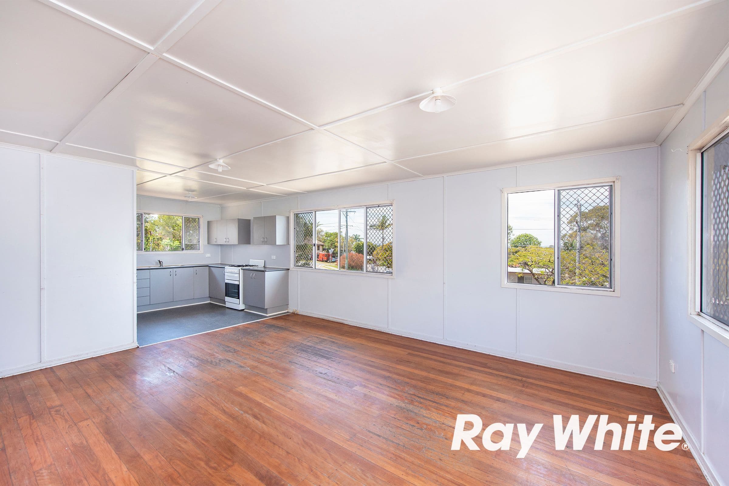 75 Smith Road, Woodridge QLD 4114, Woodridge - Thumbnail 2