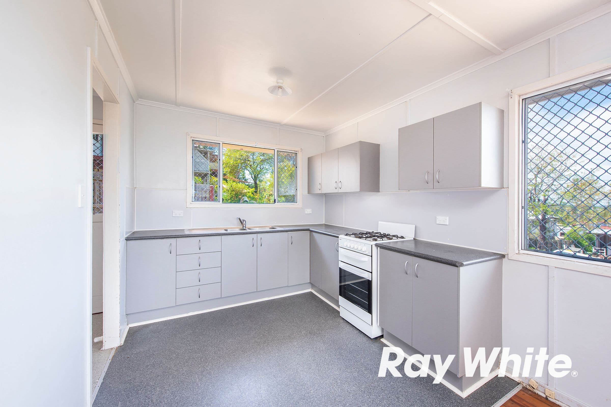 75 Smith Road, Woodridge QLD 4114, Woodridge - Thumbnail 4