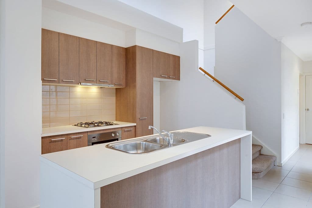 4 Cadiz Walk, Epping VIC 3076, Epping - Thumbnail 2