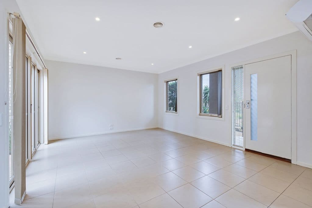 4 Cadiz Walk, Epping VIC 3076, Epping - Thumbnail 6