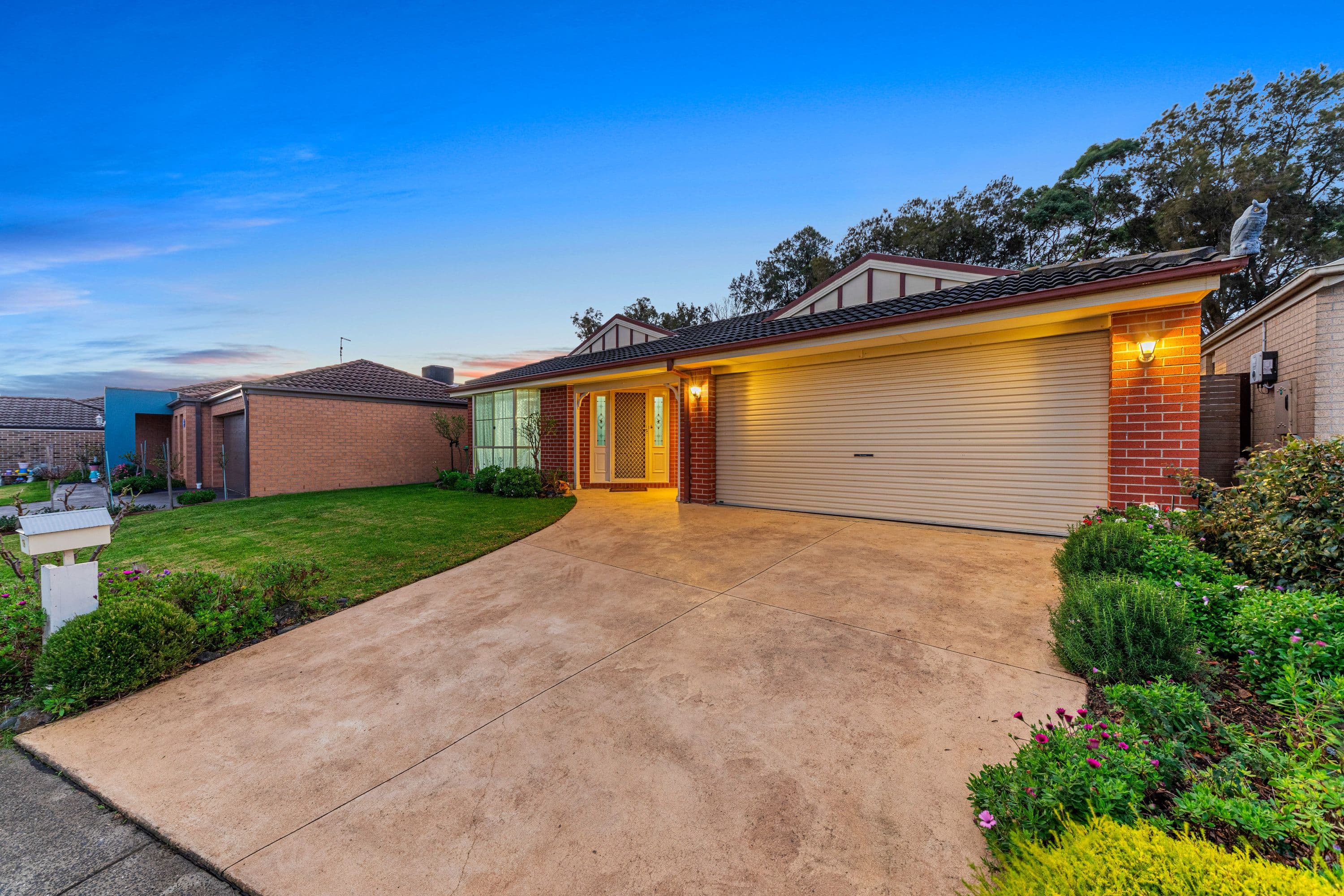 19 Superior Waters, Pakenham VIC 3810, Pakenham - Thumbnail 2