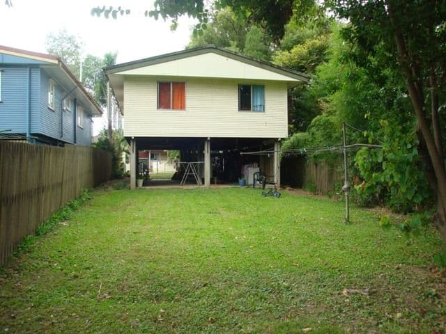 19 Gerlee Street, TENNYSON QLD 4105, Tennyson - Thumbnail 3