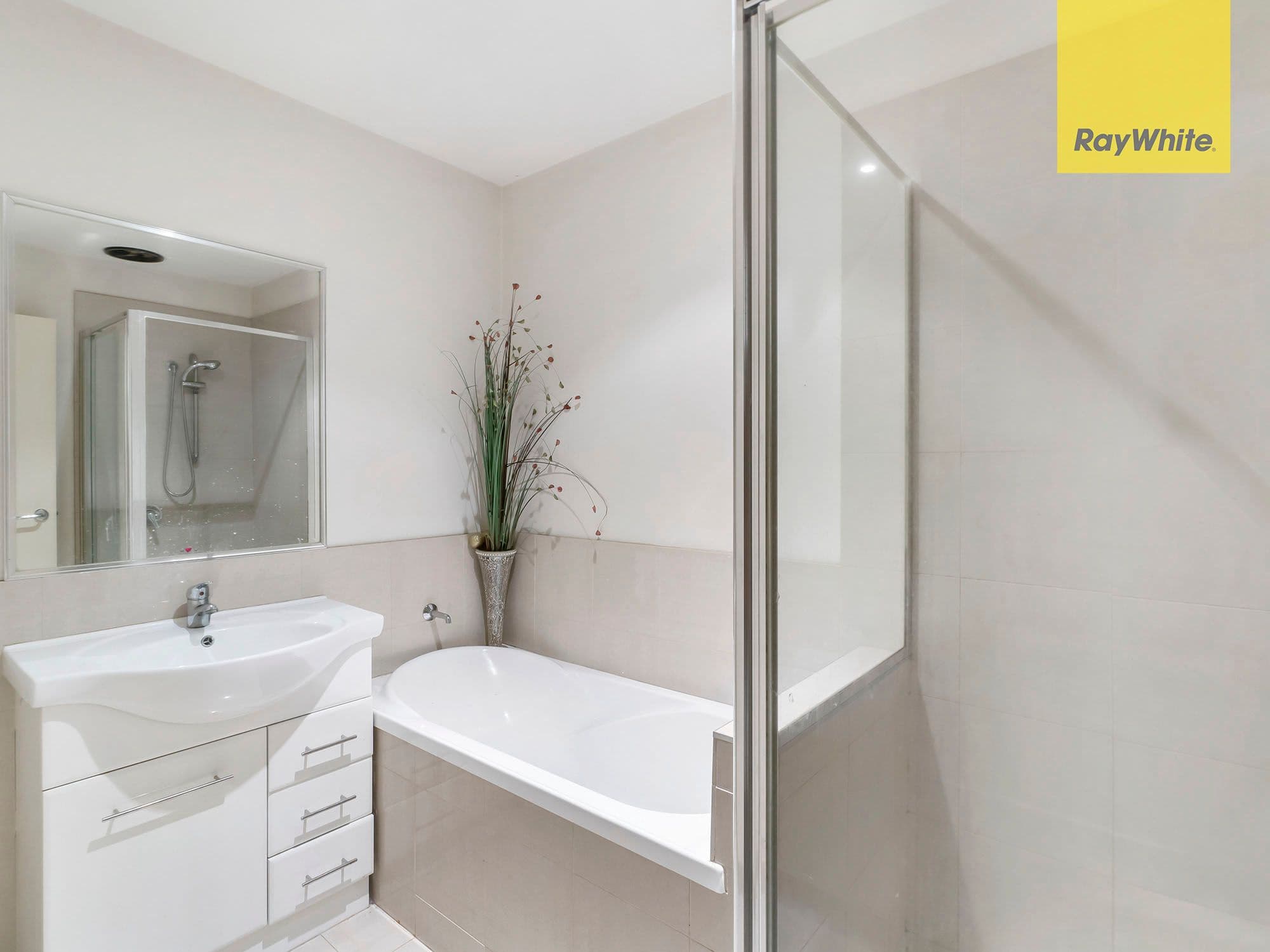 62 Andrew Street, Melton South VIC 3338, Melton South - Thumbnail 5