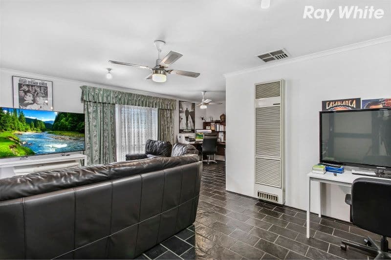 17 Kooyong Close, Hampton Park VIC 3976, Hampton Park - Thumbnail 5