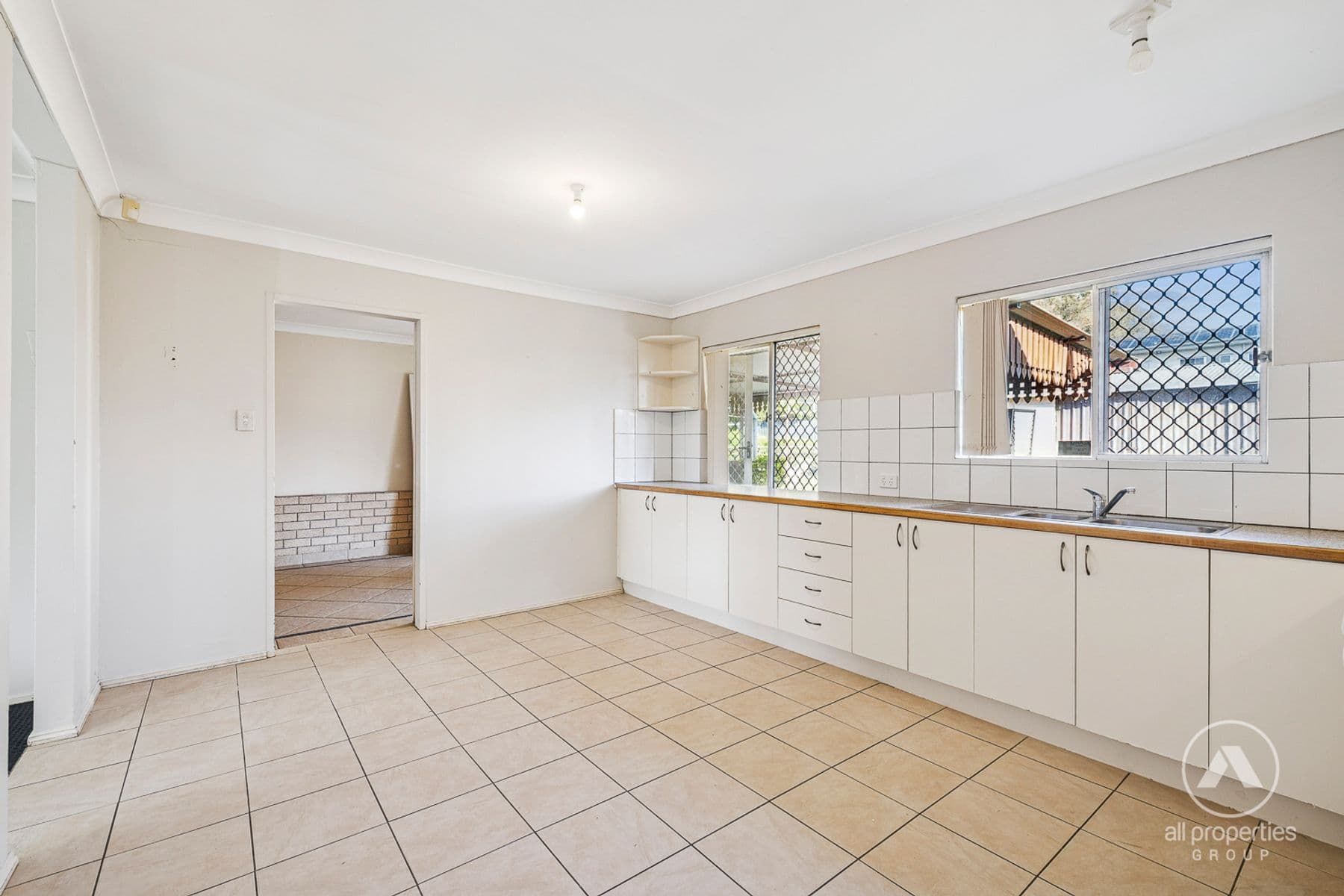 7 Pope Street, Logan Central QLD 4114, Logan Central - Thumbnail 3