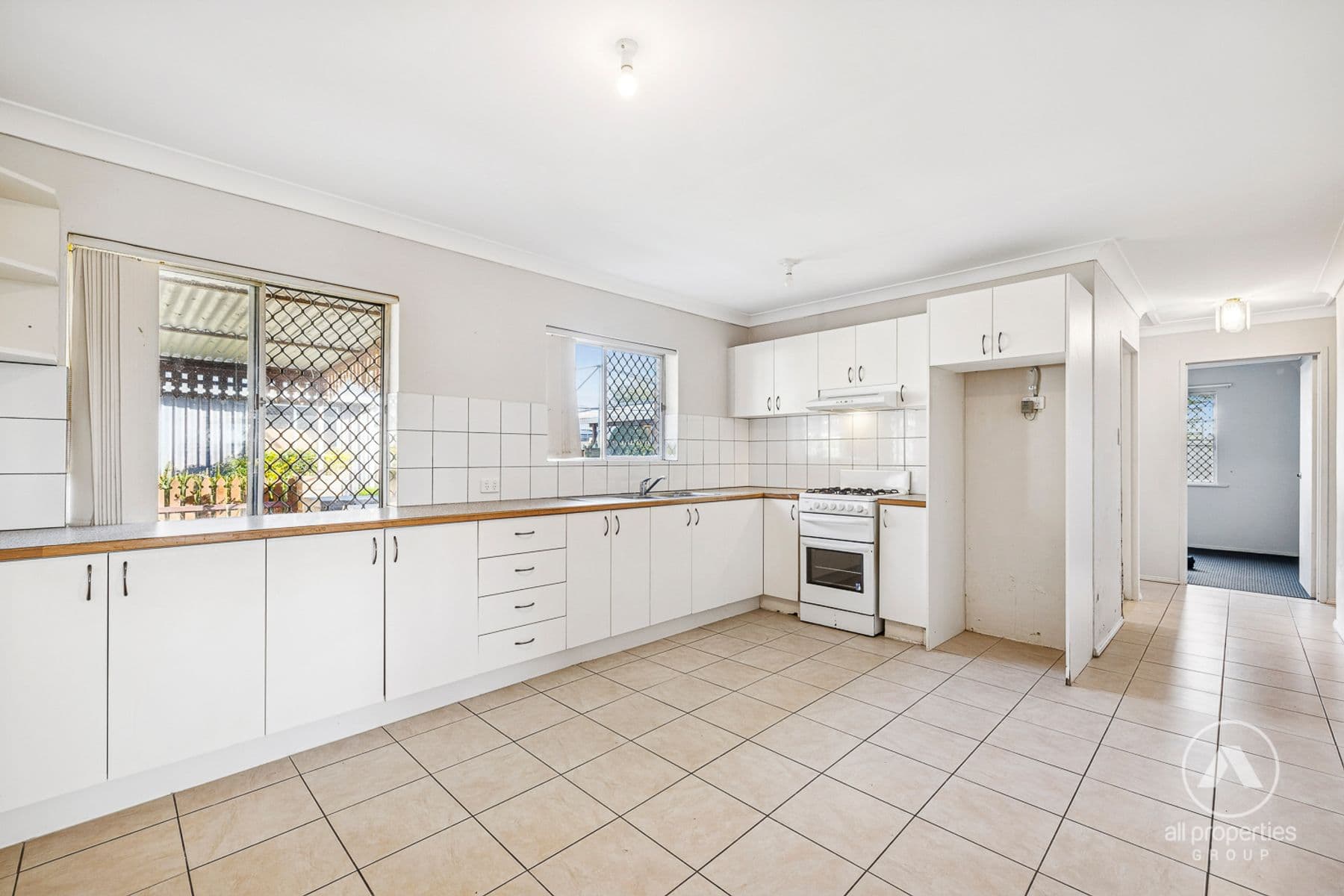 7 Pope Street, Logan Central QLD 4114, Logan Central - Thumbnail 4