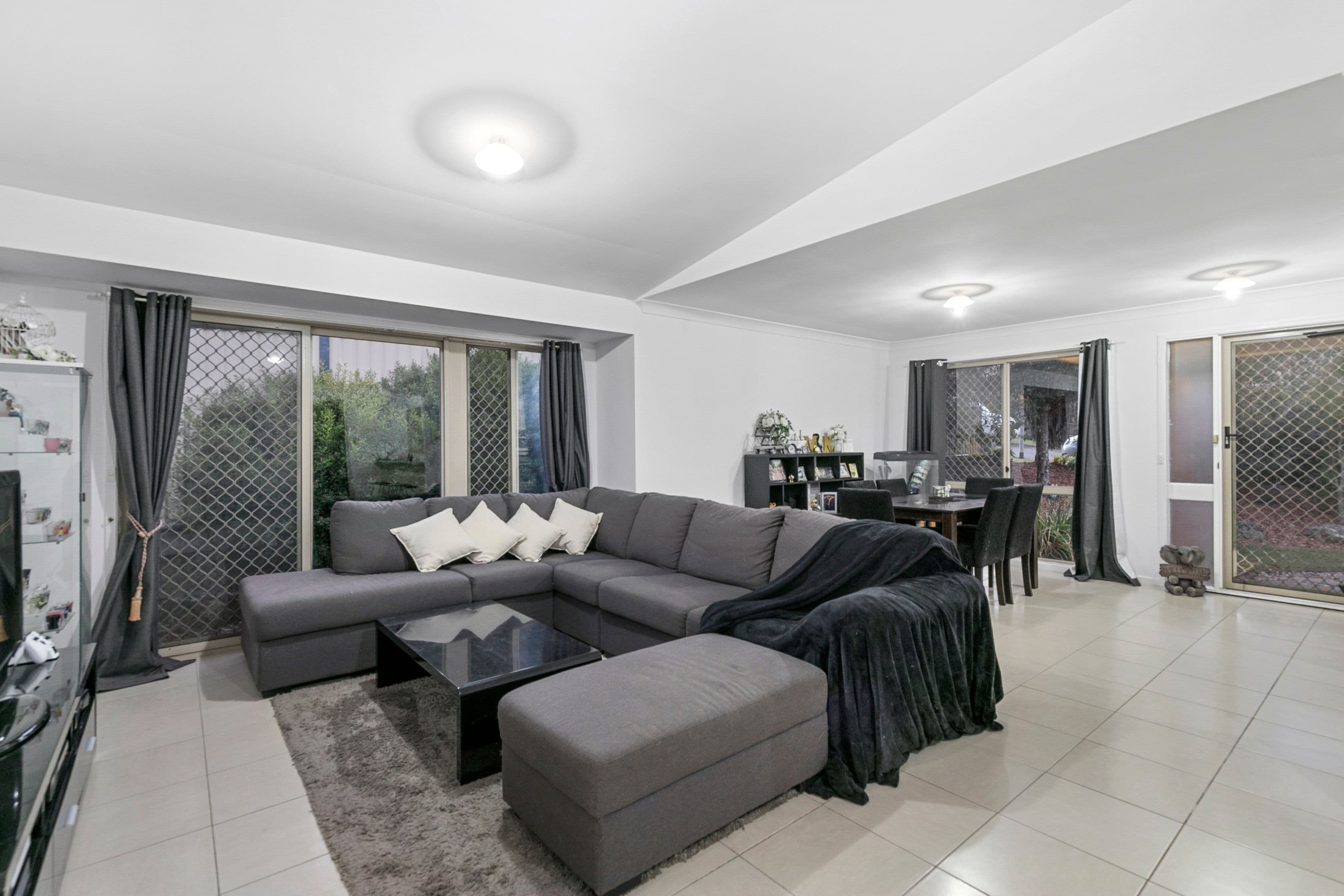 13 Stretton Court, Alexandra Hills QLD 4161, Alexandra Hills - Thumbnail 2