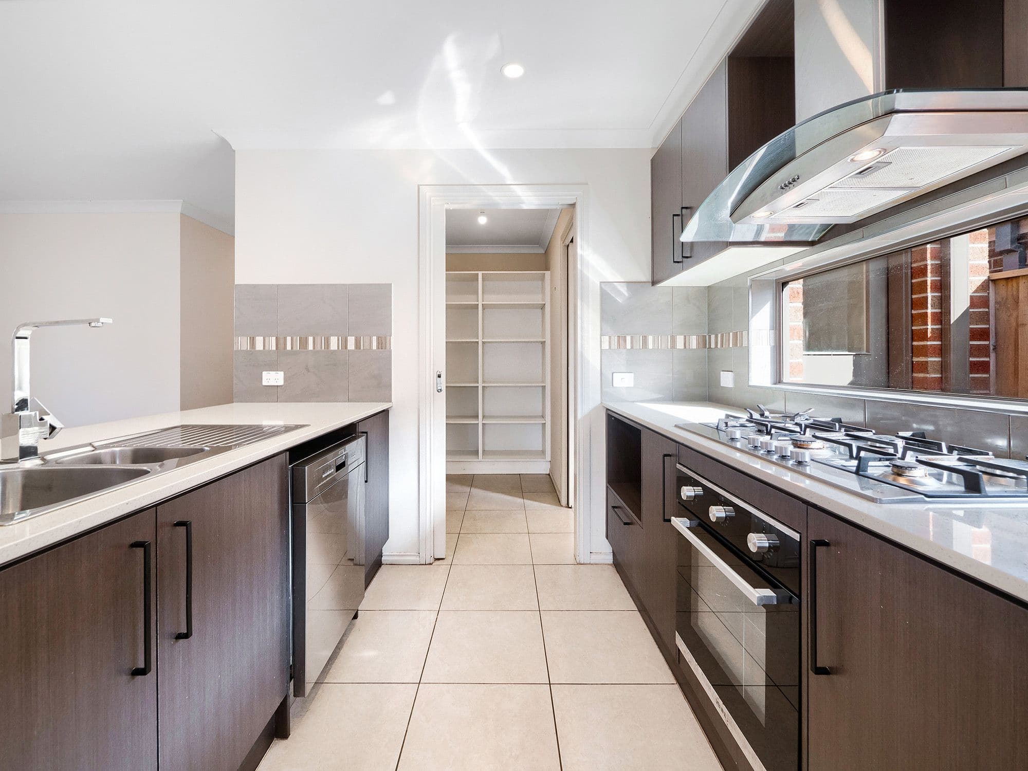5 Sark Street, Clyde North VIC 3978, Clyde North - Thumbnail 7