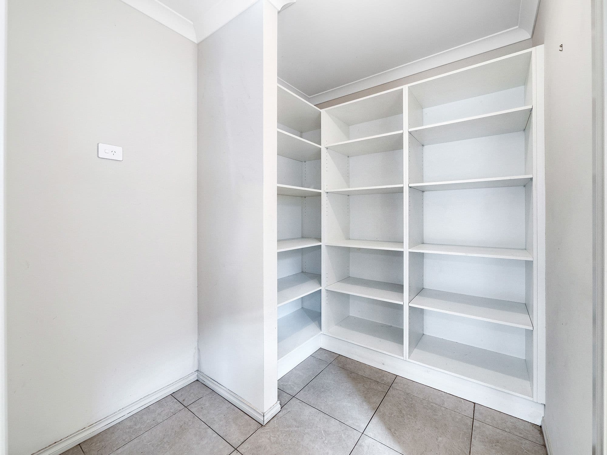 5 Sark Street, Clyde North VIC 3978, Clyde North - Thumbnail 8