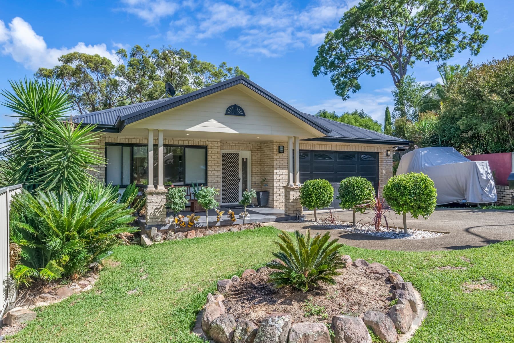 29 Endeavor Close, Woodrising NSW 2284, Woodrising - Image 1