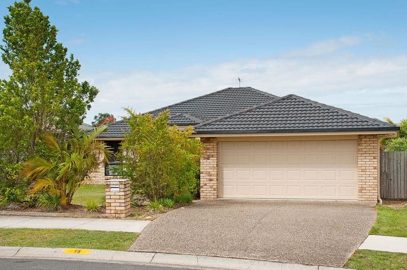 19 Heather Drive, UPPER COOMERA QLD 4209, Upper Coomera - Thumbnail 4