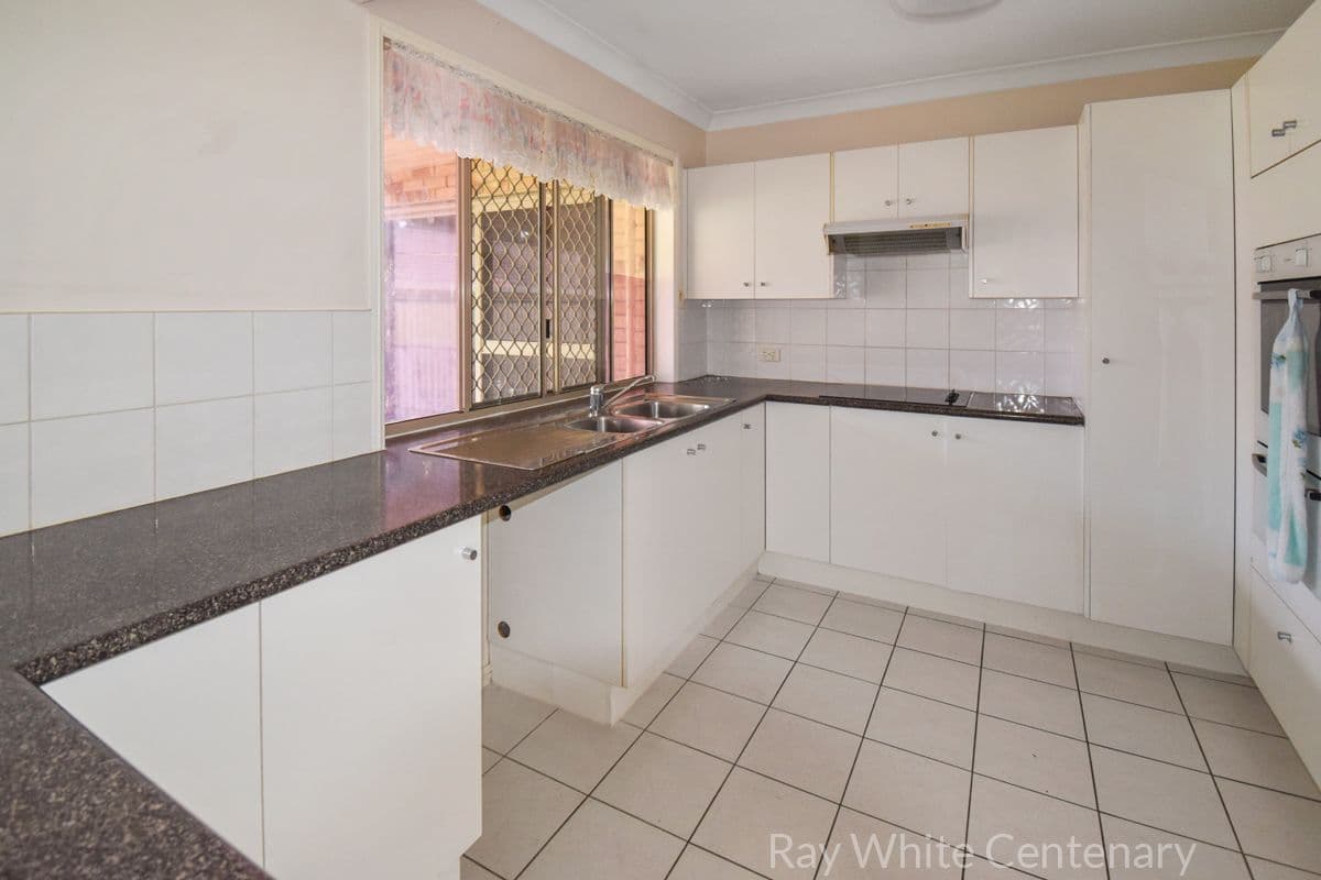 1 Warenda Close, Middle Park QLD 4074, Middle Park - Thumbnail 6