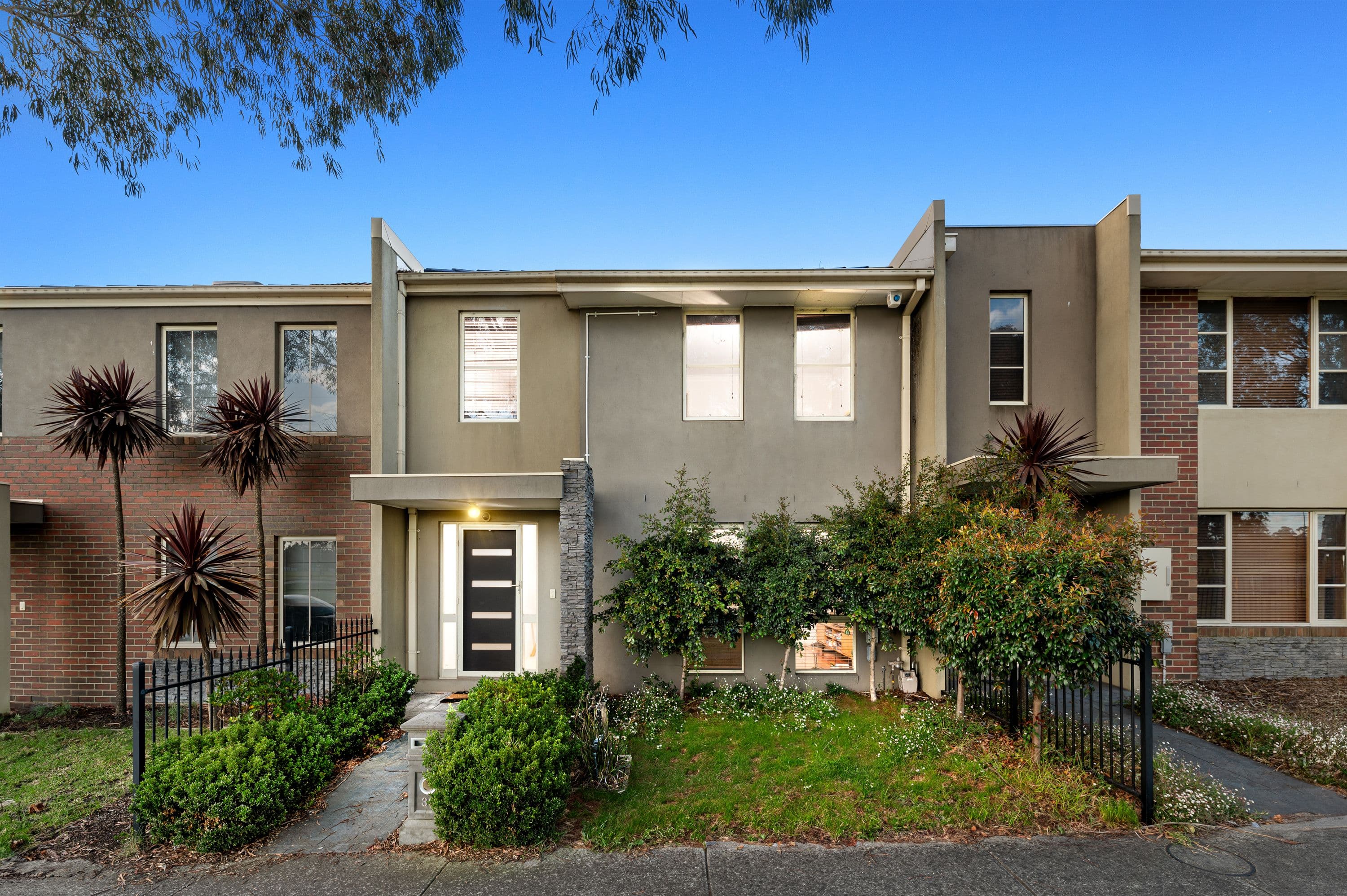 39 Vincent Drive, South Morang VIC 3752, South Morang - Image 1