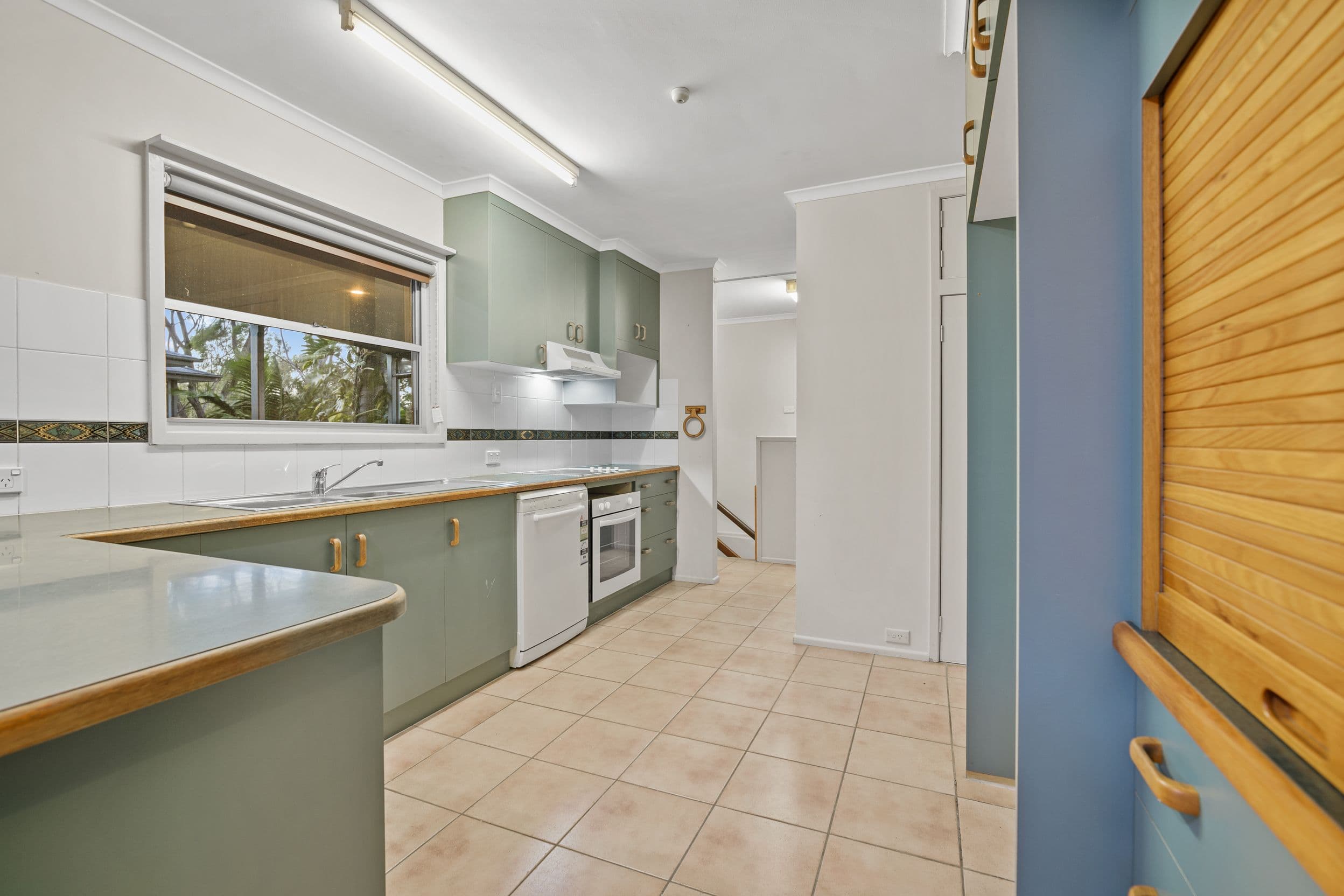 13 Laver Street, West Gladstone QLD 4680, West Gladstone - Thumbnail 5