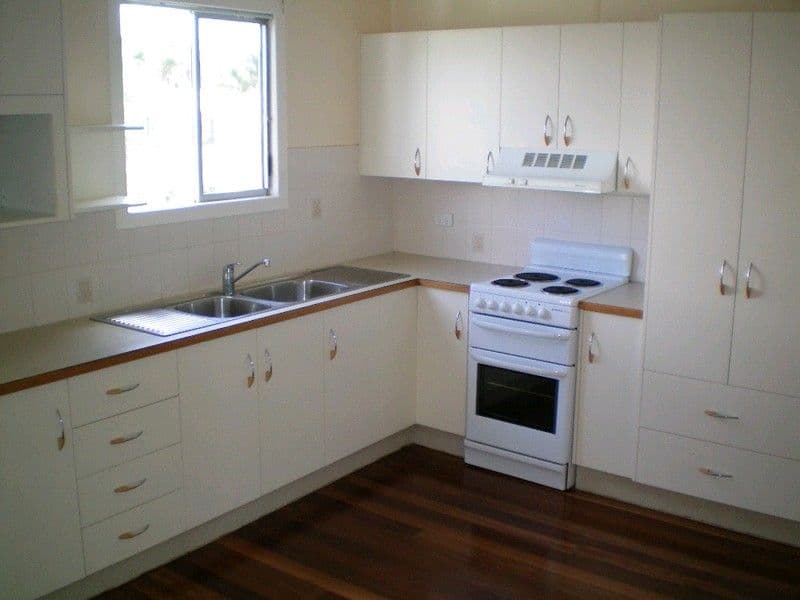 4 De Gunst Street, KEPNOCK QLD 4670, Kepnock - Thumbnail 3