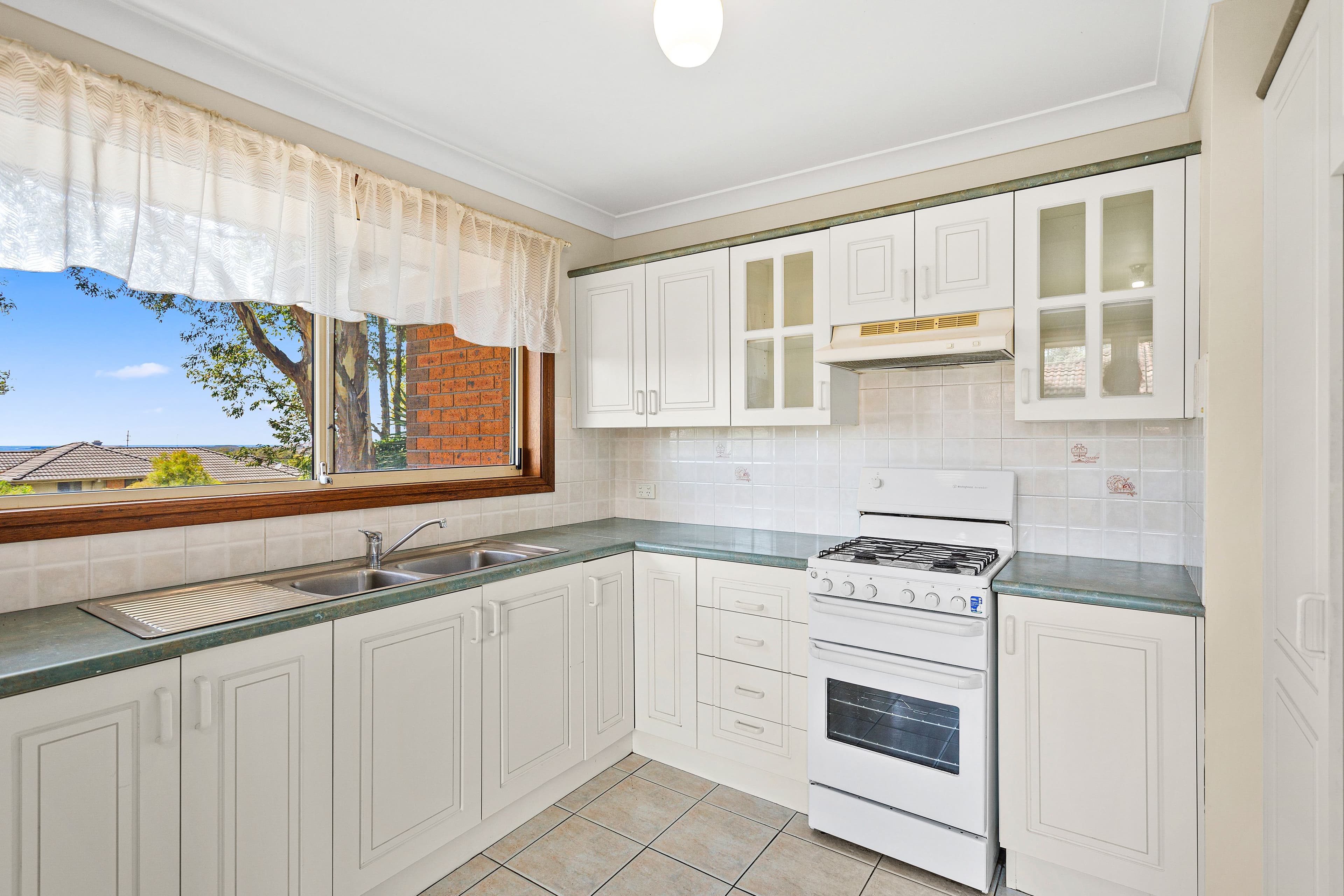 25 Robertson Street, Coniston NSW 2500, Coniston - Thumbnail 3