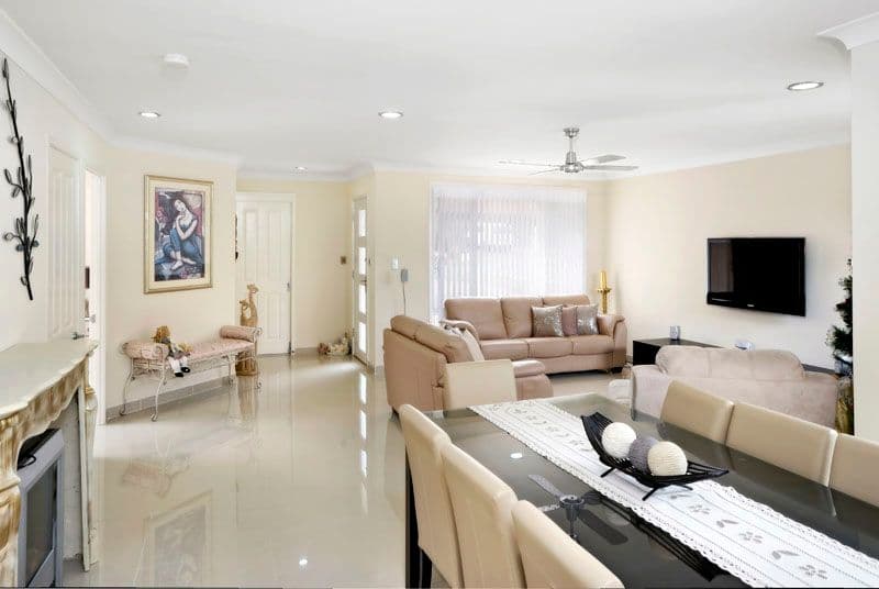 16 Raine Place, BARDEN RIDGE NSW 2234, Barden Ridge - Thumbnail 2