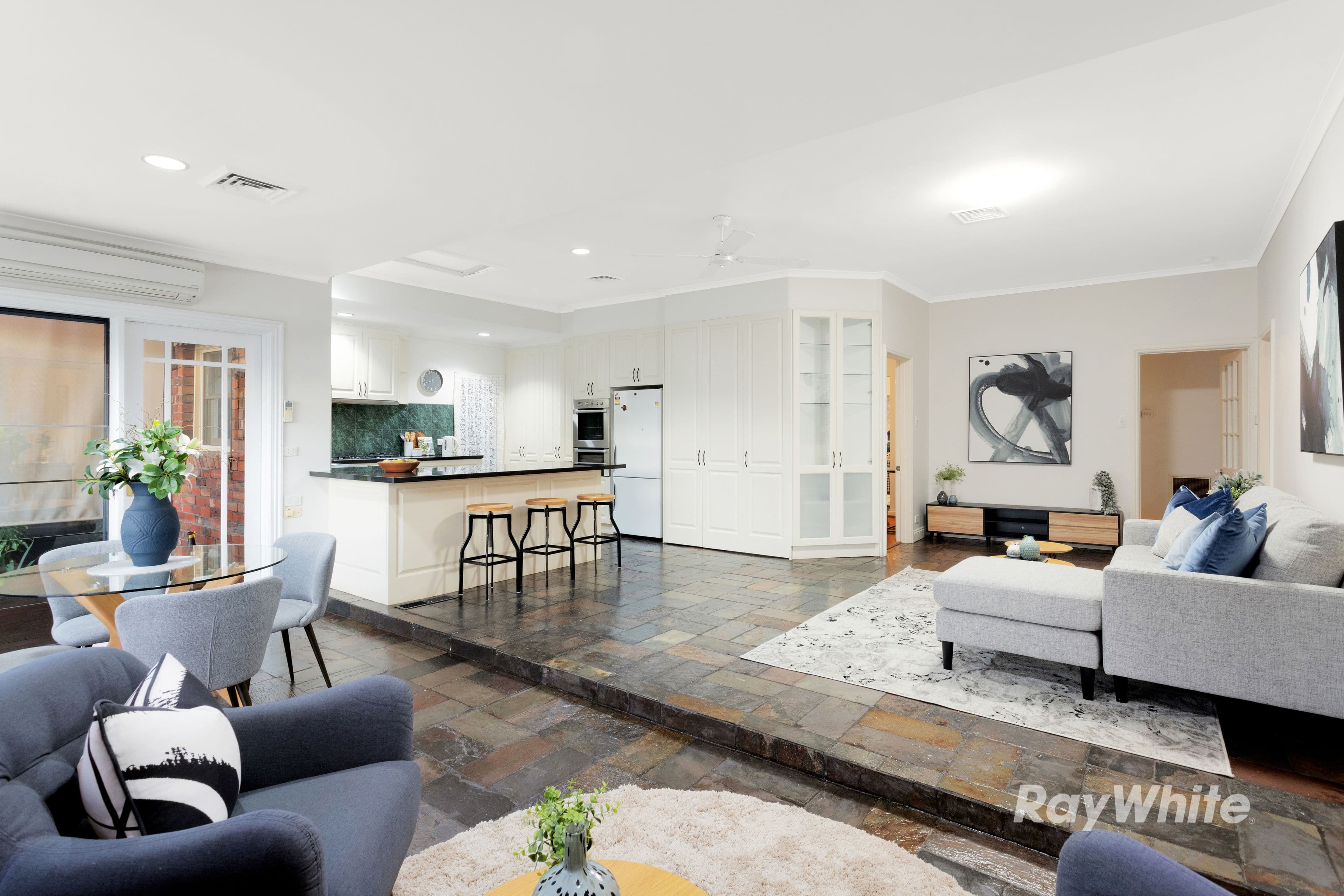 17 Wentworth Avenue, Sandringham VIC 3191, Sandringham - Thumbnail 2