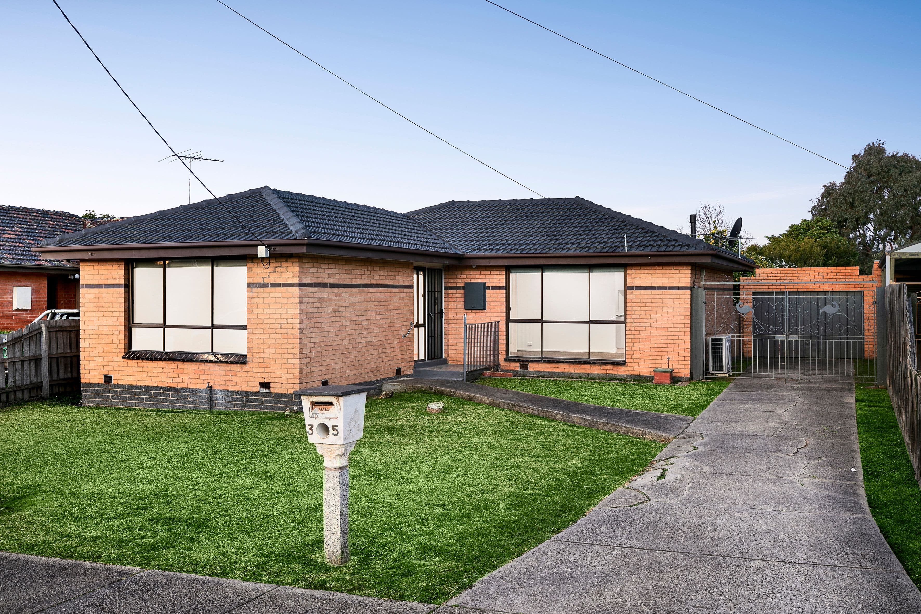 35 Somerlayton Crescent, Fawkner VIC 3060, Fawkner - Image 1