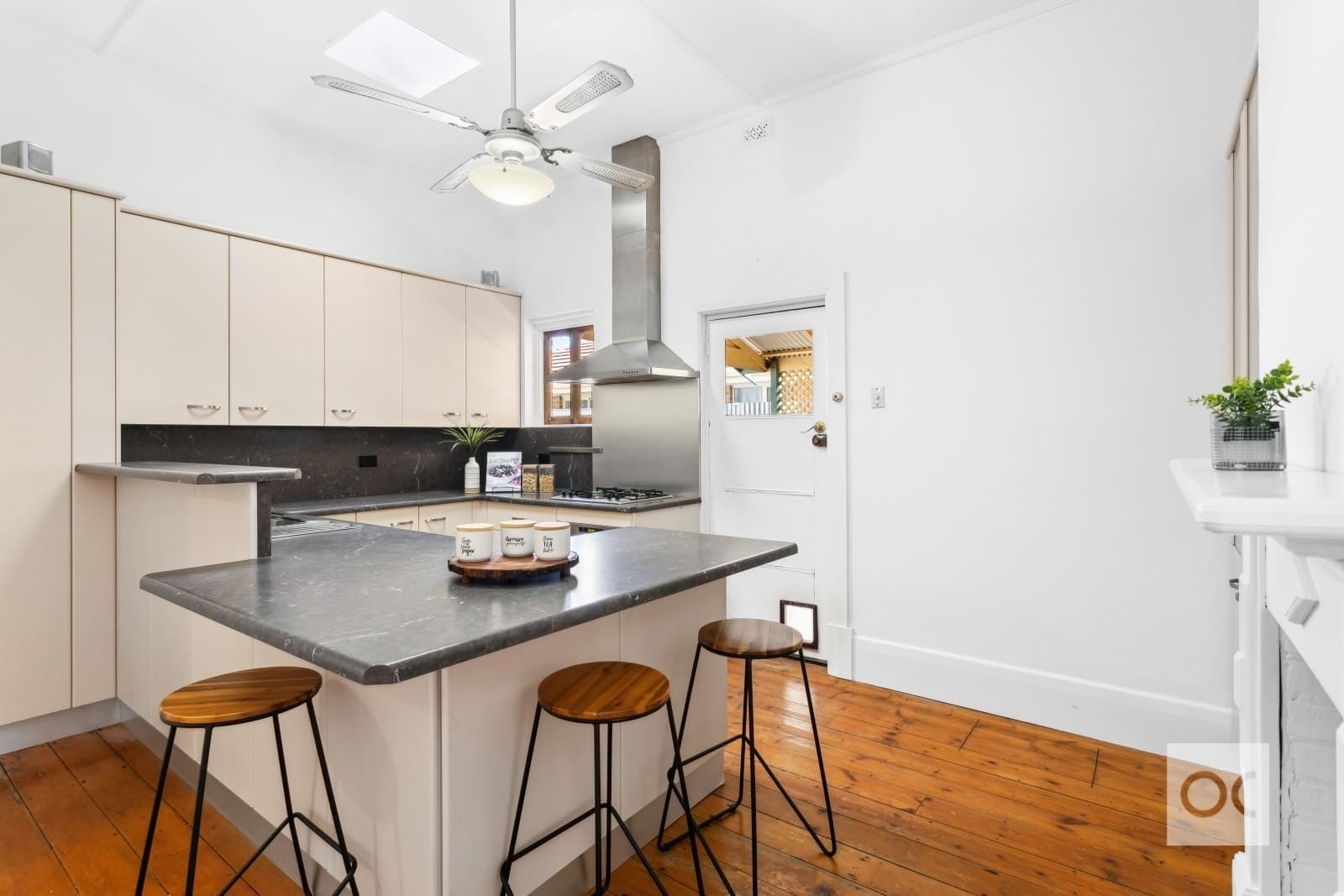 5 Yarmouth Street, South Brighton - Thumbnail 5