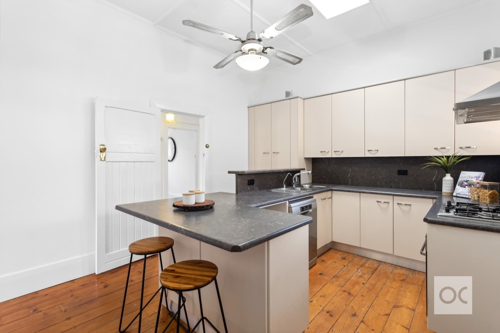 5 Yarmouth Street, South Brighton - Thumbnail 6
