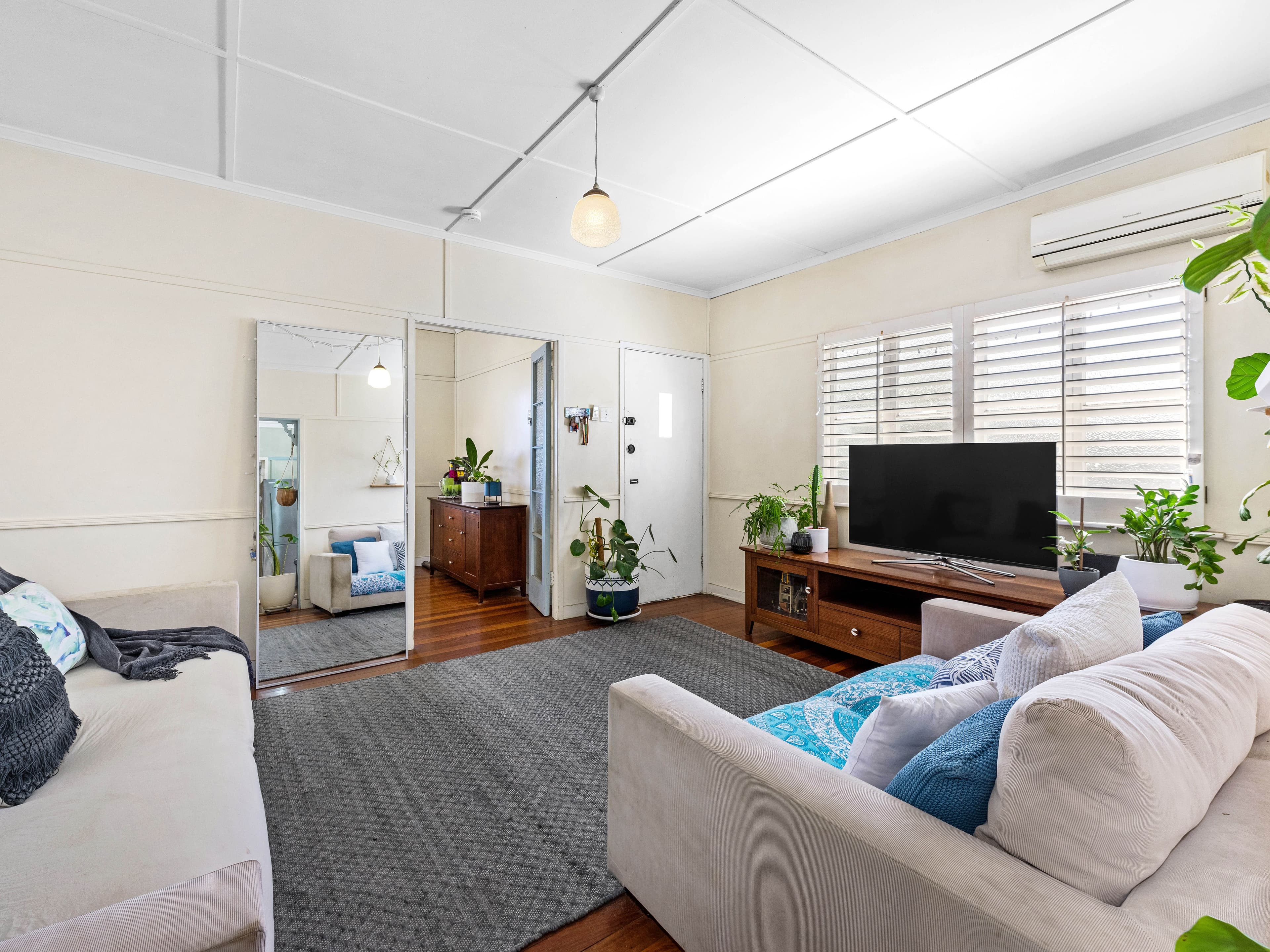 87 Benecia Street, Wavell Heights QLD 4012, Wavell Heights - Thumbnail 2