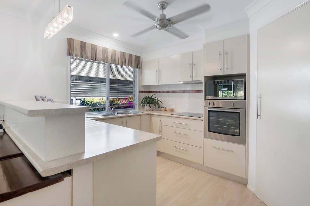211/70 Hansford Road, Coombabah, QLD, 4216, Coombabah - Thumbnail 2