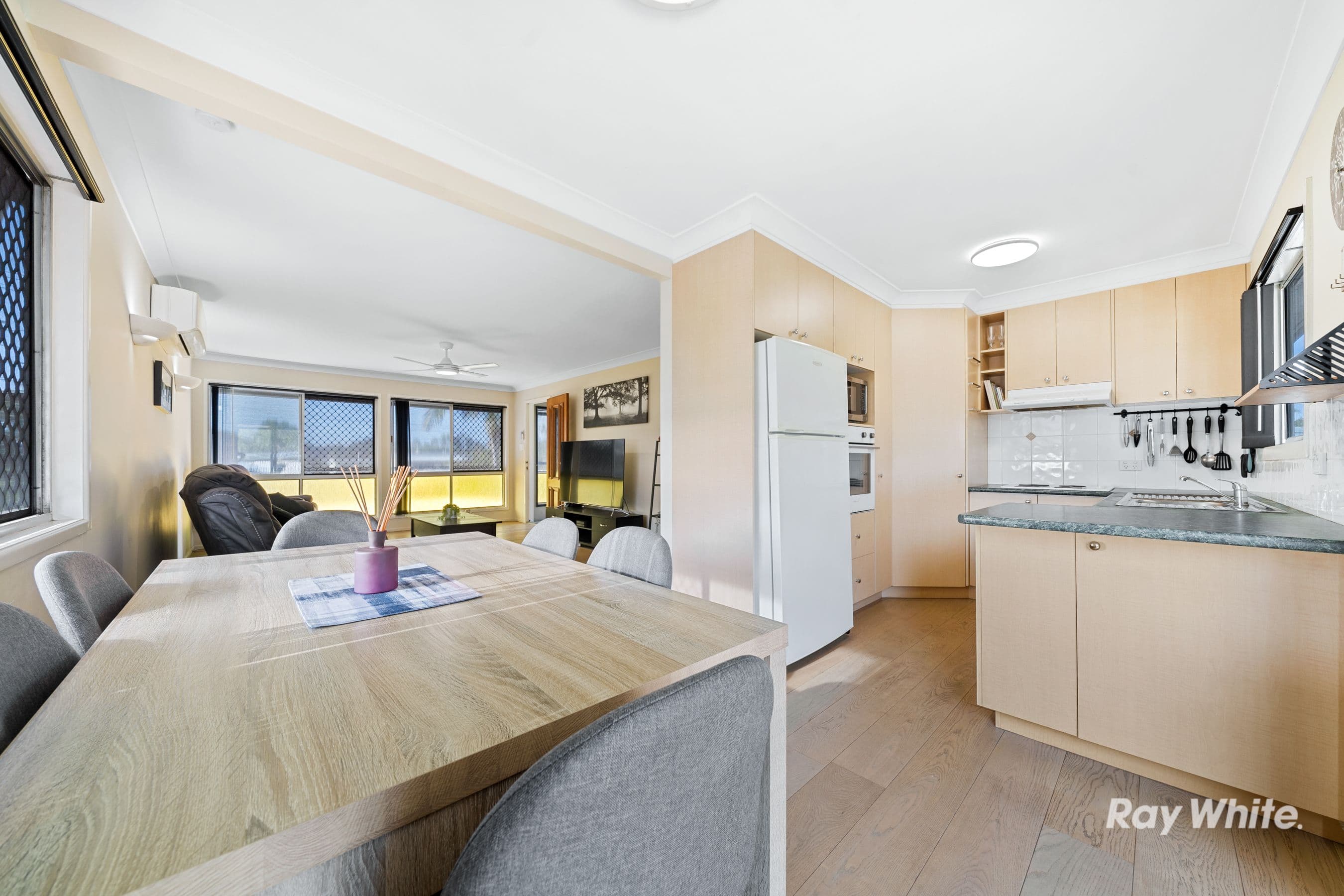 91 Aquarius Drive, Kingston QLD 4114, Kingston - Thumbnail 4