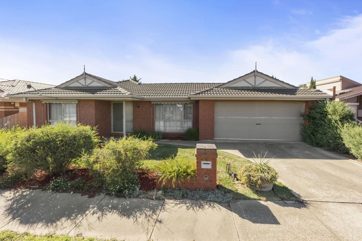 8 Bartlett Crescent, Hoppers Crossing VIC 3029, Hoppers Crossing - Image 1