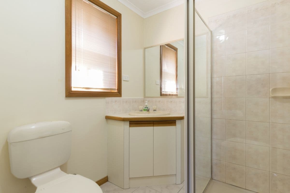 8 Bartlett Crescent, Hoppers Crossing VIC 3029, Hoppers Crossing - Thumbnail 7