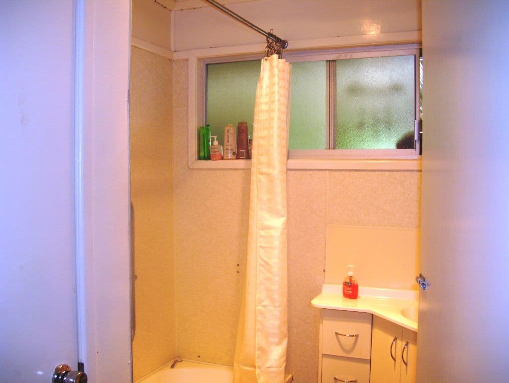 9 Rose Street, MORANBAH QLD 4744, Moranbah - Thumbnail 5