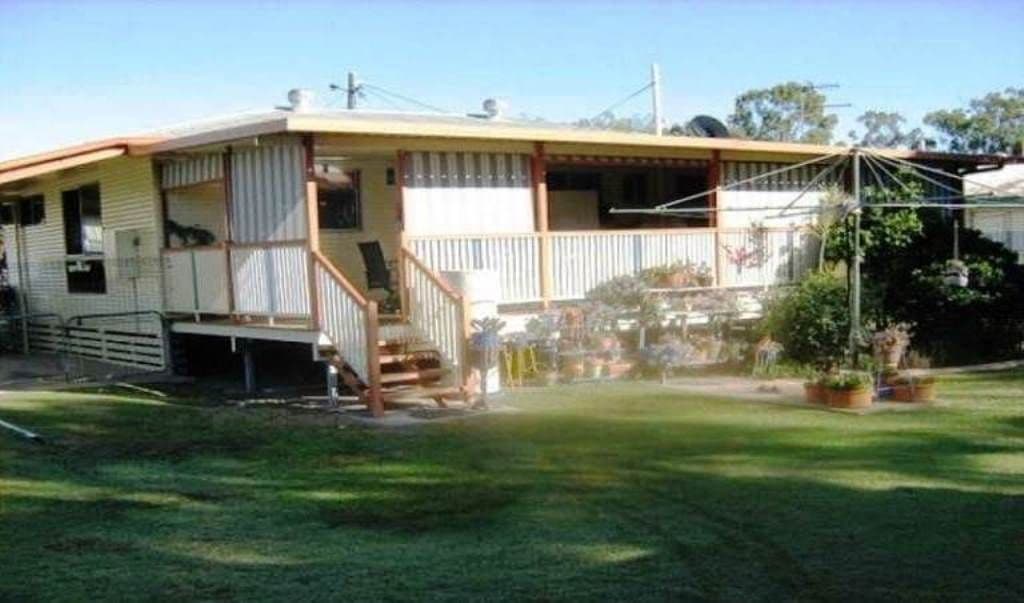 9 Rose Street, MORANBAH QLD 4744, Moranbah - Thumbnail 8