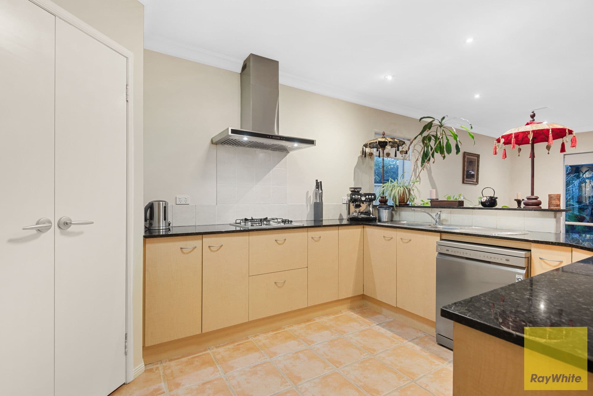 6 Sandalwood Circuit, Tarneit VIC 3029, Tarneit - Thumbnail 8