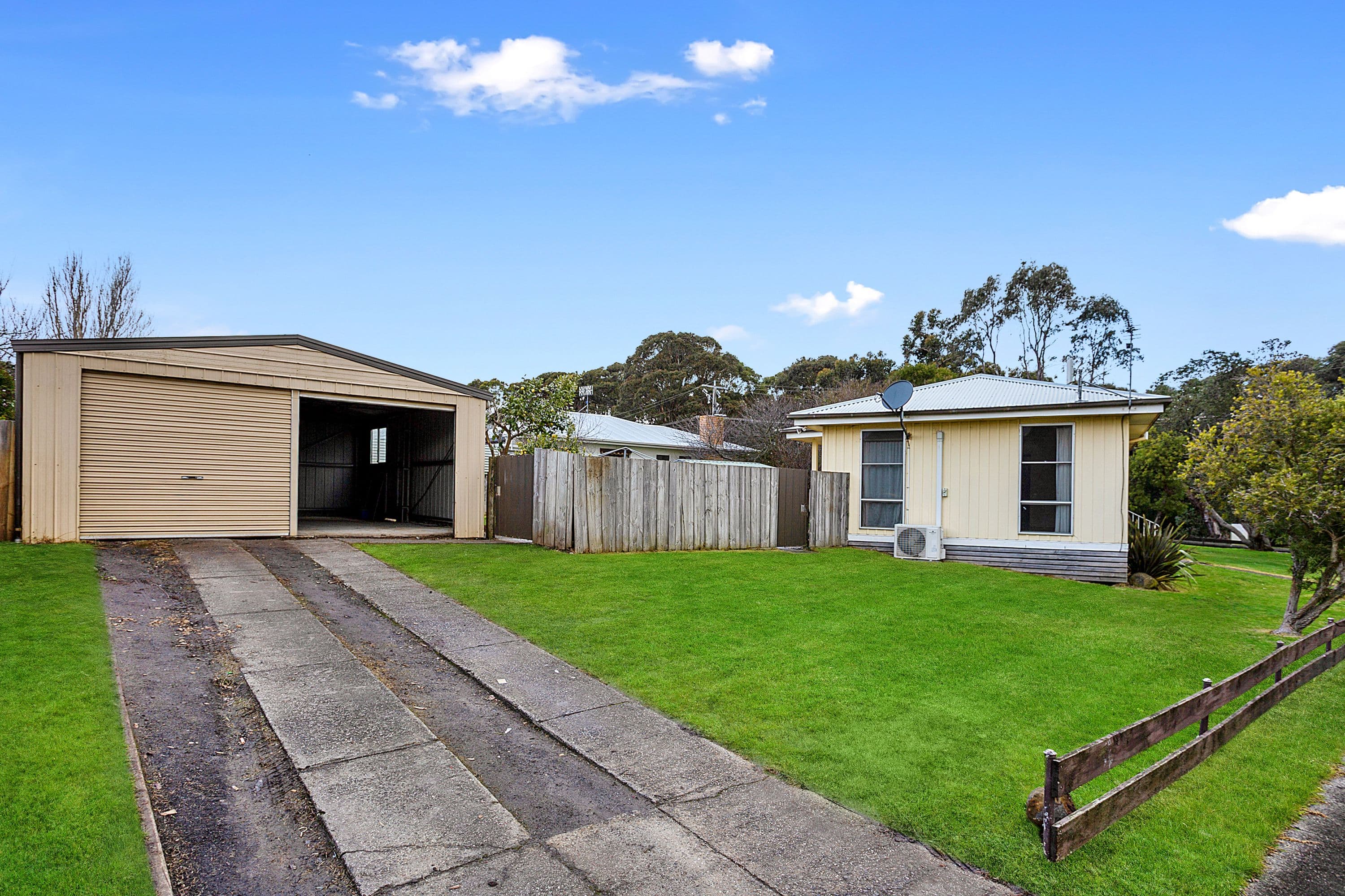 11 Murrock Street, Simpson VIC 3266, Simpson - Thumbnail 2