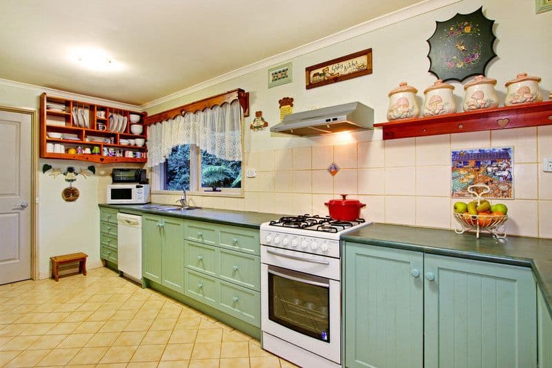 11 ALFRED Street, WANDIN NORTH VIC 3139, Wandin North - Thumbnail 8