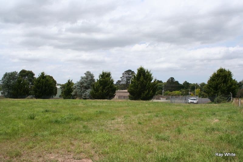 2 Araluen Road, BRAIDWOOD NSW 2622, Braidwood - Thumbnail 3