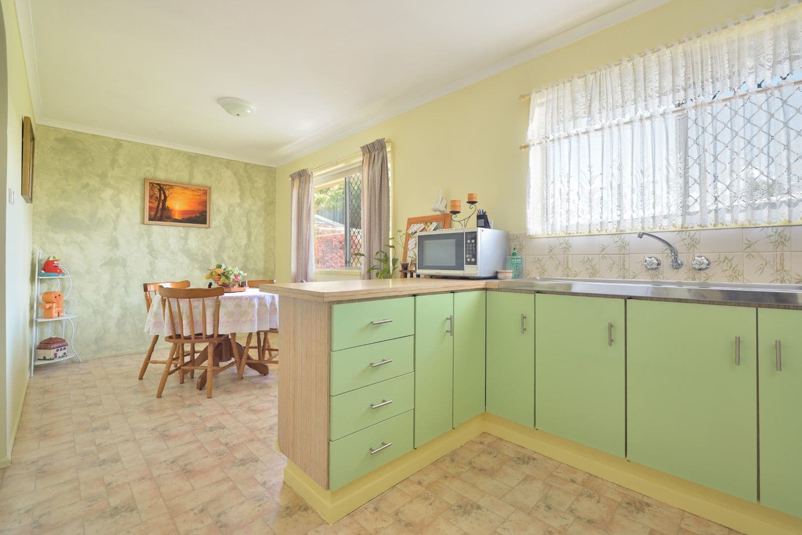 6 Croydon Close, Telina QLD 4680, Telina - Thumbnail 5