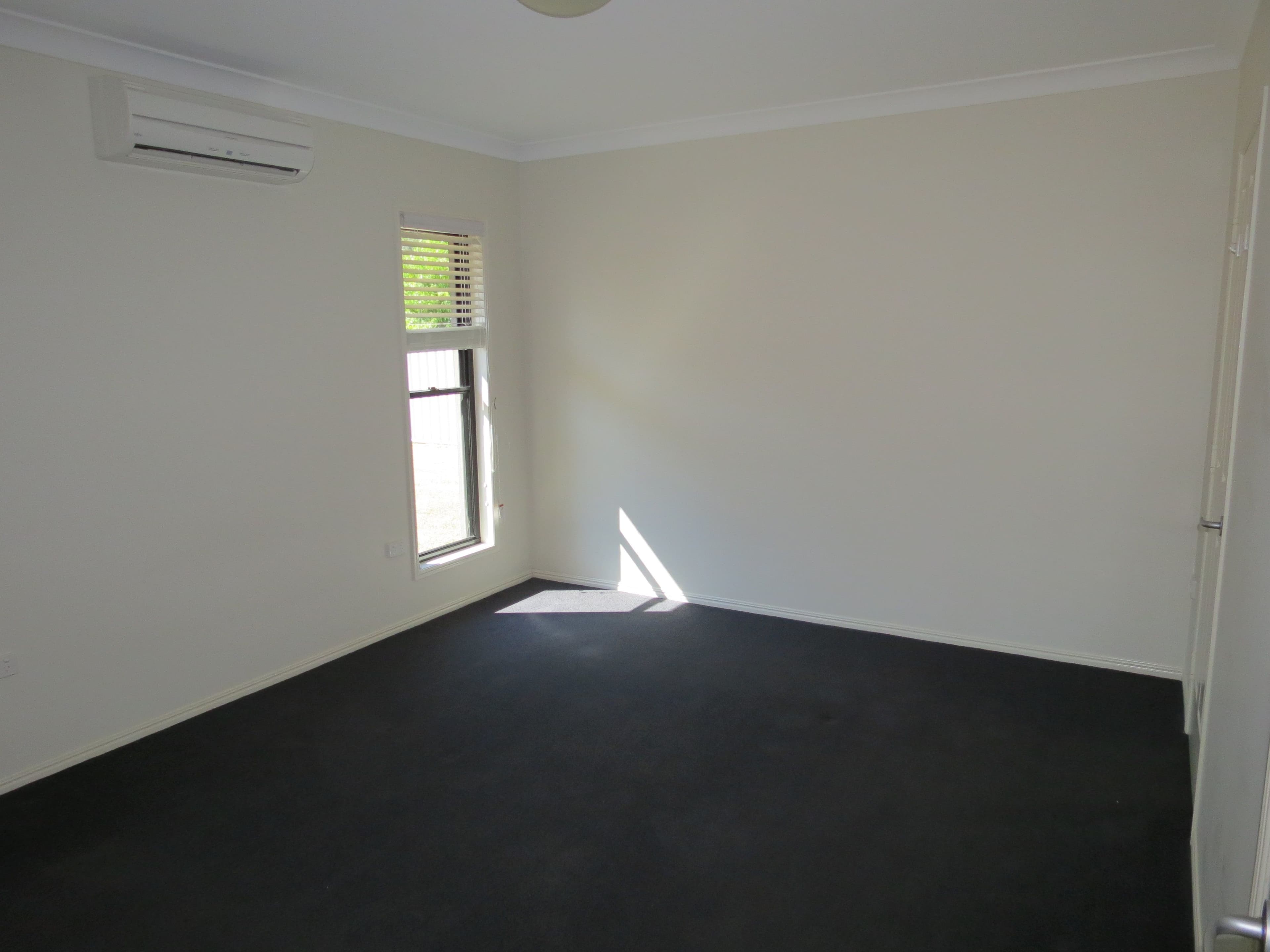 22 Cook Close, Emerald QLD 4720, Emerald - Thumbnail 7