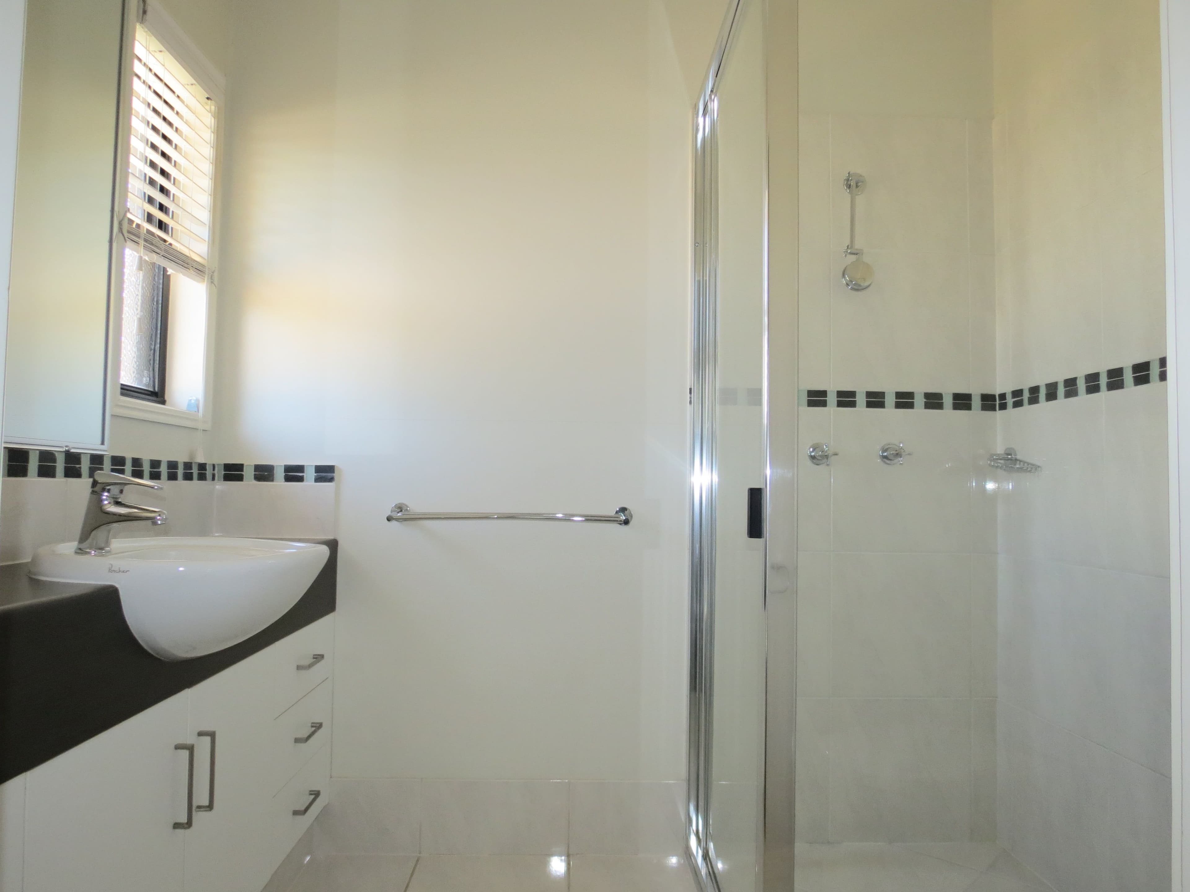 22 Cook Close, Emerald QLD 4720, Emerald - Thumbnail 8